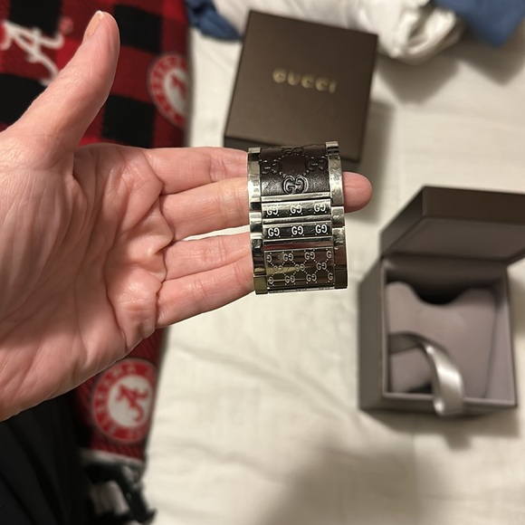 Gucci Twirl Watch - Picture 13 of 16